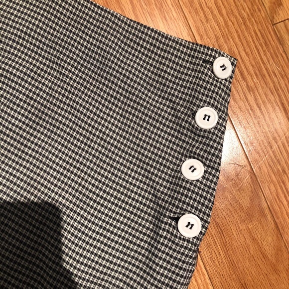 Urban Outfitters Gingham Skirt (Size S) - Picture 2 of 3